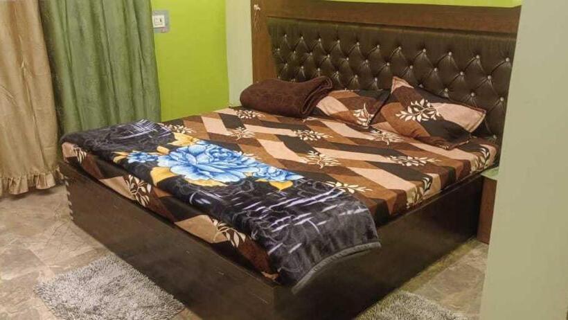 Трехместный Номер Классика, Spot On Hotel Bairi Love