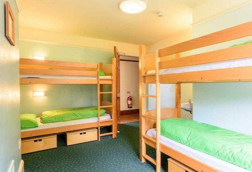 标准四人间共用浴室, Yha Dufton