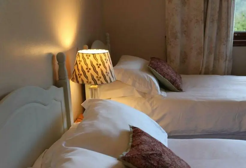 Standard Kolmen Hengen Huone, Heatherbank Guest House