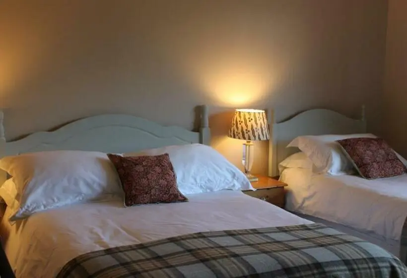 Standard Kolmen Hengen Huone, Heatherbank Guest House