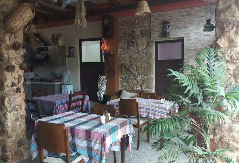 Номер Стандарт, Mystery Garden Guest House