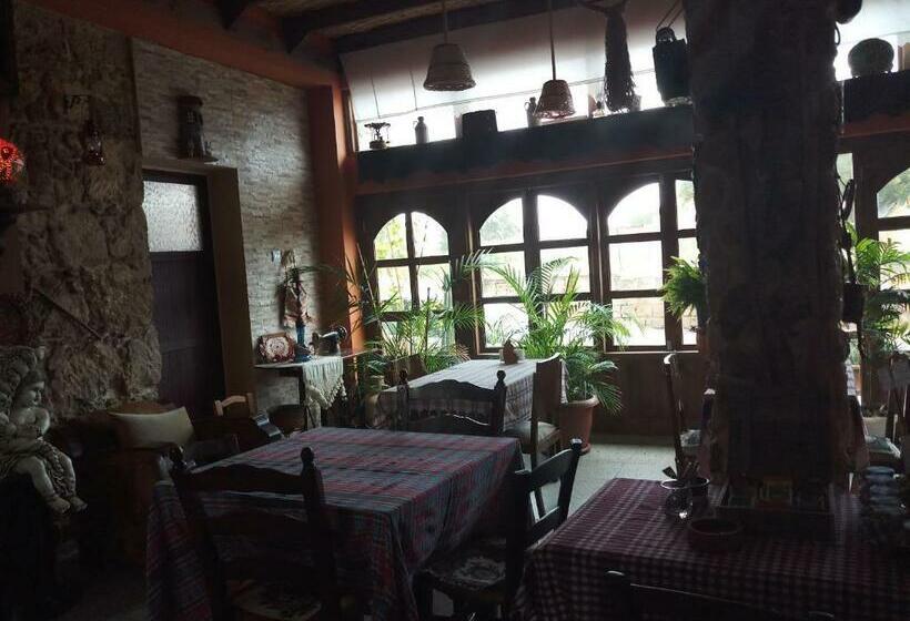 Номер Стандарт, Mystery Garden Guest House