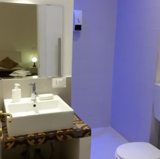 舒适型房间, Palermo Rooms