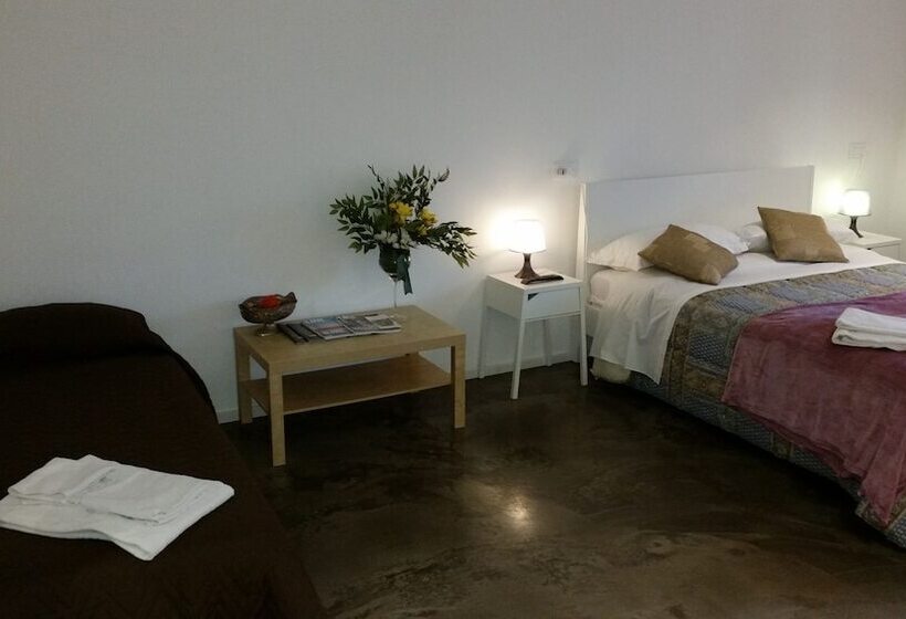 اتاق سوپریور سه تخته, Palermo Rooms