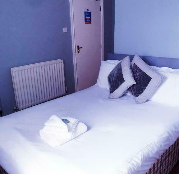 חדר סטנדרט, The Grey Horse