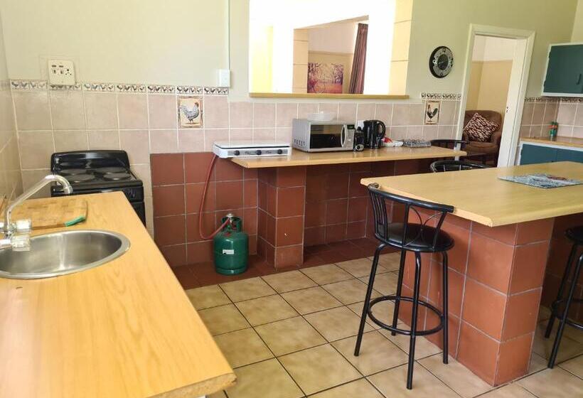 בית, 4 חדרי שינה, Birch Bush Bed And Breakfast