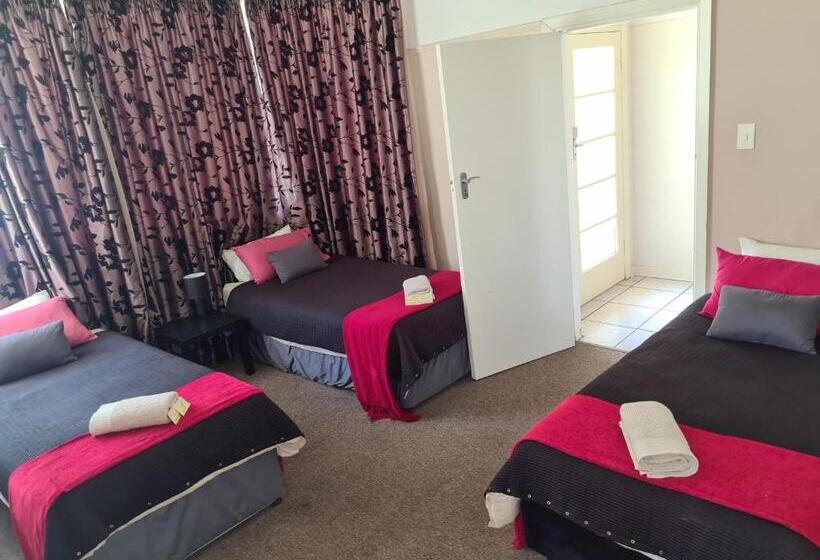 בית, 4 חדרי שינה, Birch Bush Bed And Breakfast