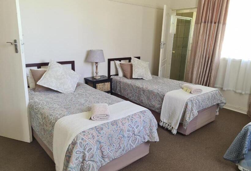 בית, 4 חדרי שינה, Birch Bush Bed And Breakfast