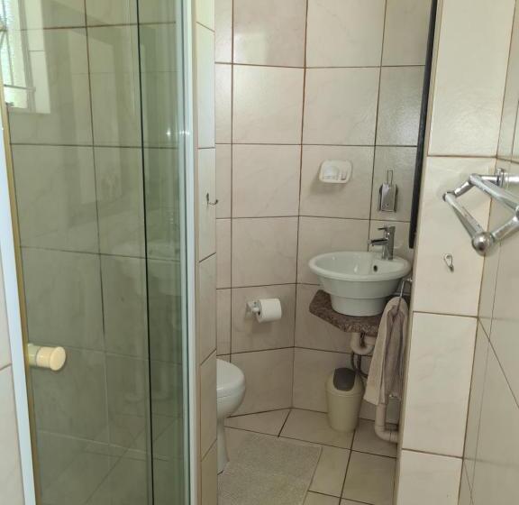 בית, 4 חדרי שינה, Birch Bush Bed And Breakfast