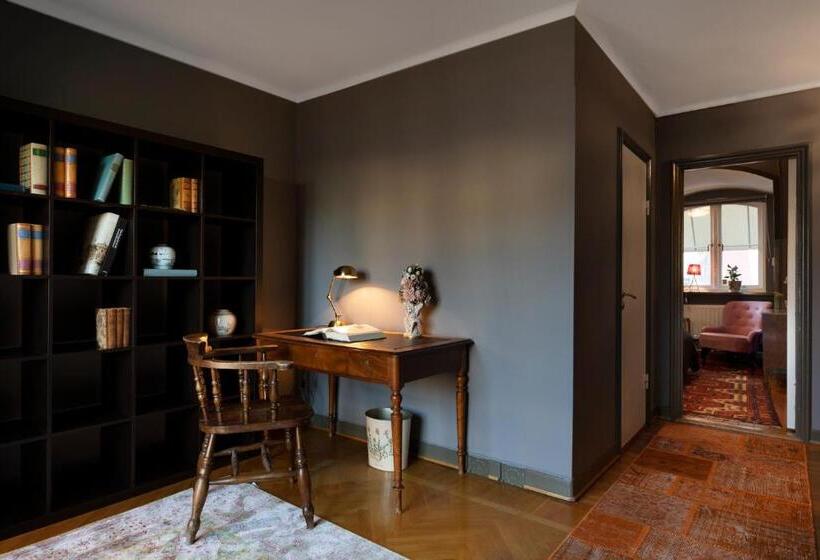 복층 룸, Victory Apartments