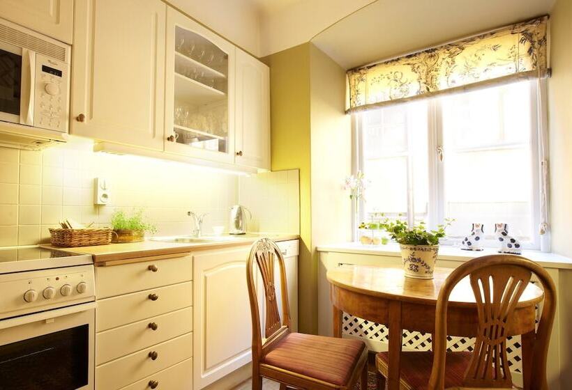 침실 1개 아파트, Victory Apartments