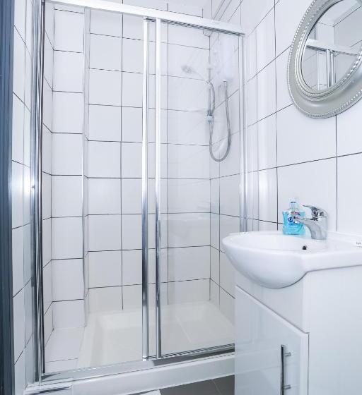 Семейный Номер, Beckenham Park