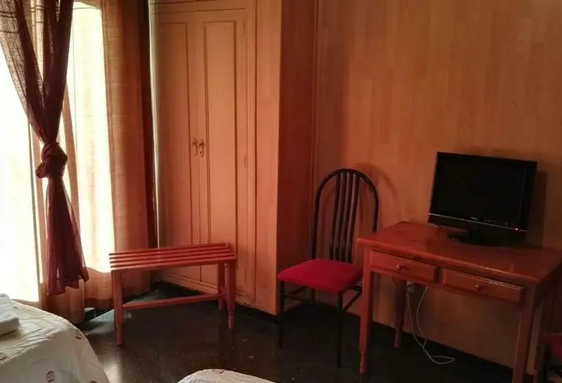 Standardzimmer, La Mina
