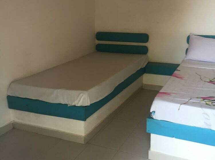 Номер Стандарт, Les Cristaux Roses