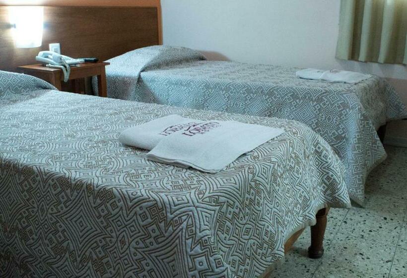 غرفة قياسية, Lobato