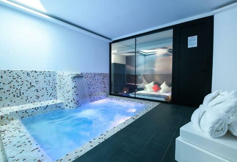 غرفة قياسية, Loob Madrid