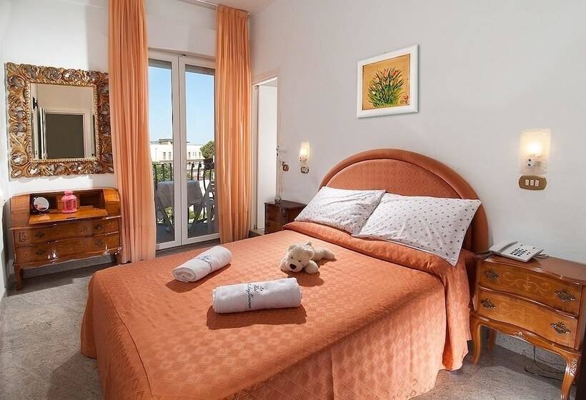 חדר סטנדרט צדדי נוף לים, Mayflower