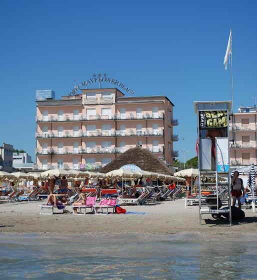 חדר משפחתי נוף לים, Mayflower