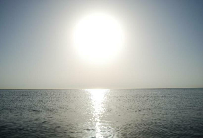 Quarto Estandar Vista Mar com Sacada, Mayflower