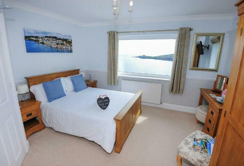 Номер Стандарт Вид на Море, Mevagissey Bay