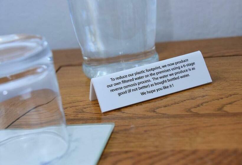 Номер Стандарт Вид на Море, Mevagissey Bay