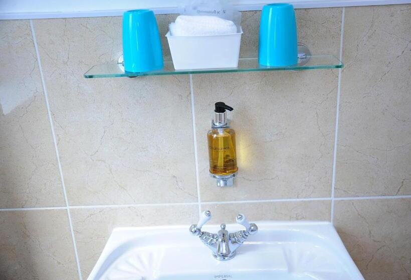 Номер Стандарт Боковой Вид на Море, Mevagissey Bay