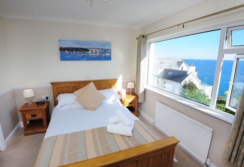 Номер Стандарт Вид на Море, Mevagissey Bay