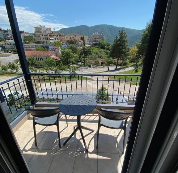 スタンダードスタジオ, Paradosi Rooms