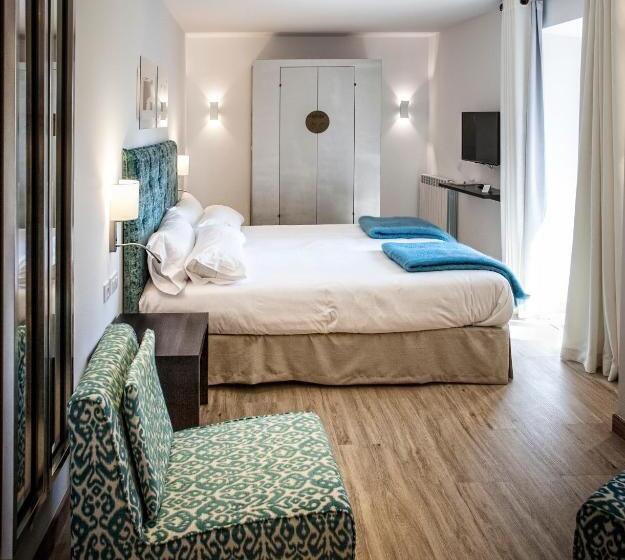 Habitación Estándar, Pura Vida