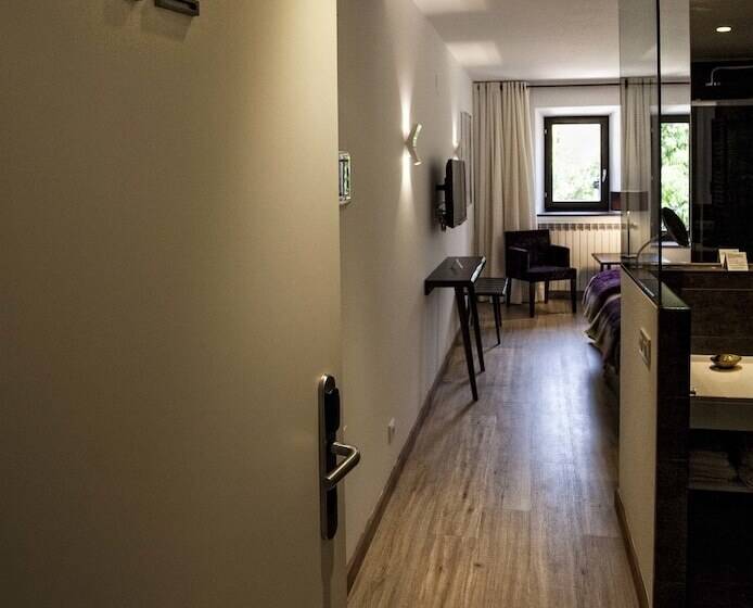 Habitación Estándar, Pura Vida