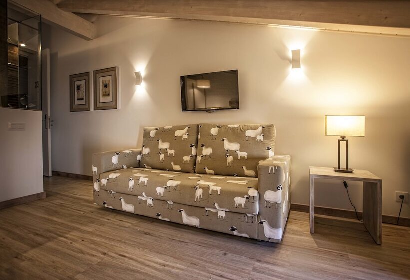 주니어 스위트, Pura Vida