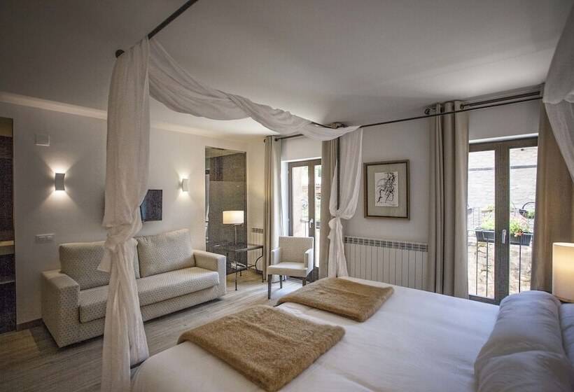 Junior Suite, Pura Vida