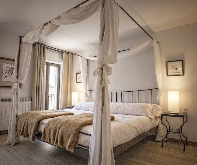 Junior Suite, Pura Vida