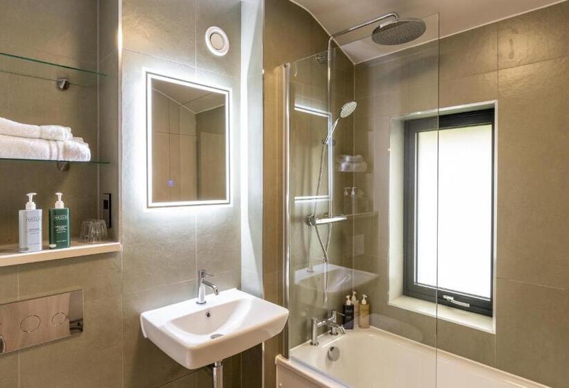 Номер Deluxe, Radcliffe Warwick Conferences