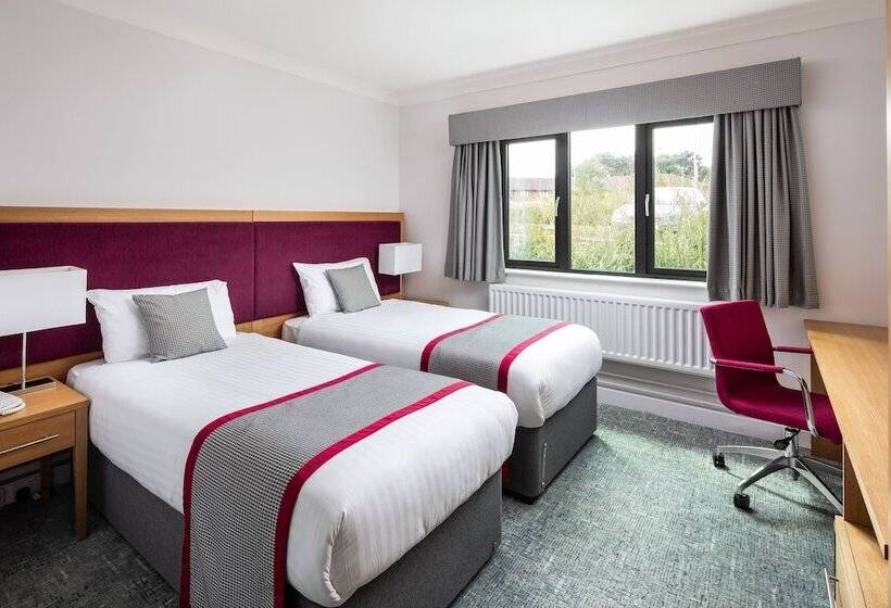 Номер Стандарт, Radcliffe Warwick Conferences