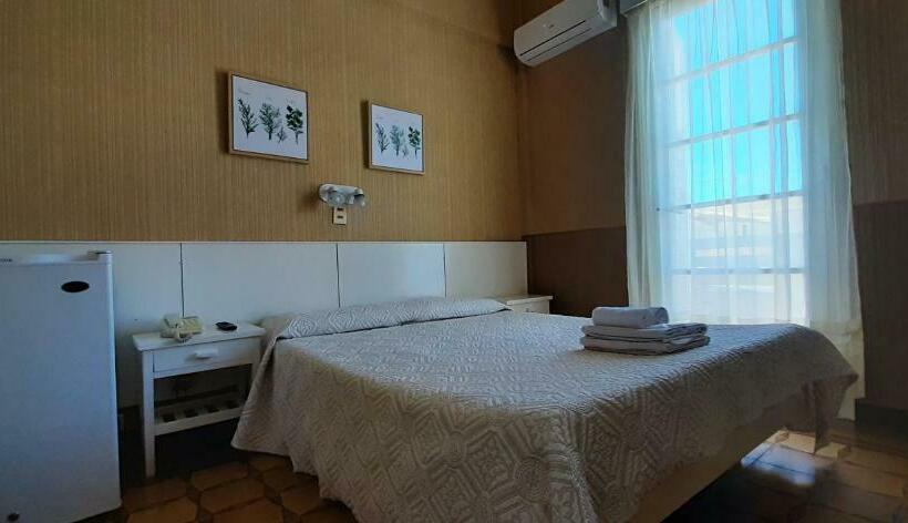 标准间, Rivadavia