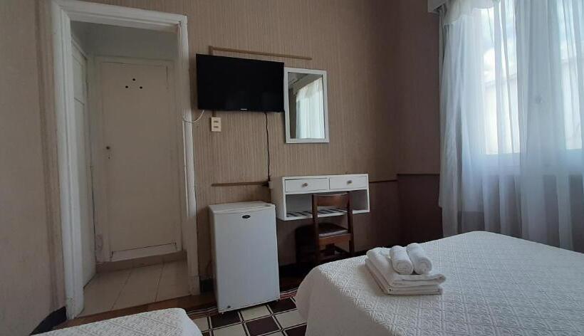 标准三人间, Rivadavia