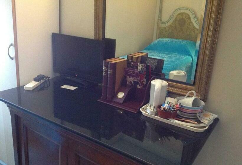 חדר סטנדרט יחיד, Sergul