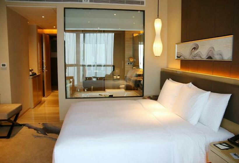 Номер Deluxe Кровать Кинг, Wanda Realm Bengbu