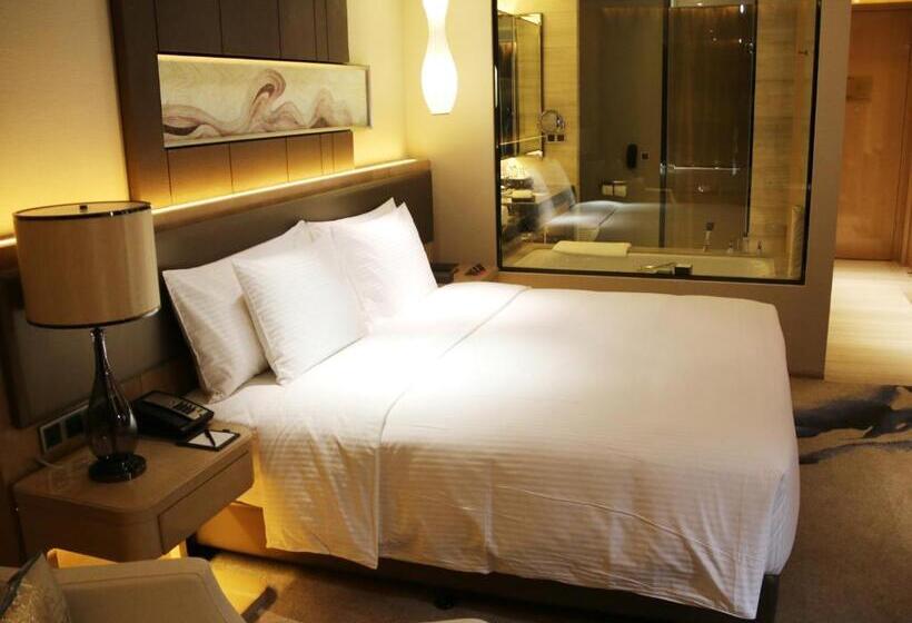 Номер Superior Кровать Кинг, Wanda Realm Bengbu