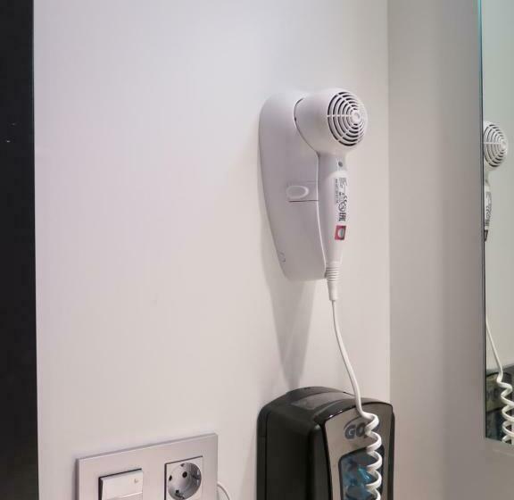 Deluxe-perhehuone, Koisi Hostel