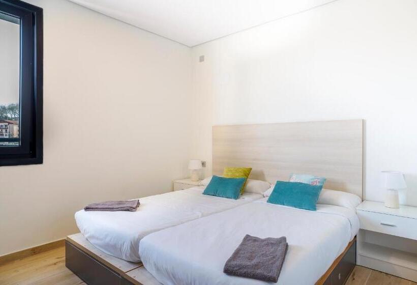 Perhehuone, Koisi Hostel