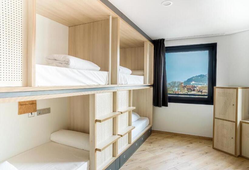 Vuode Makuusalissa, Koisi Hostel