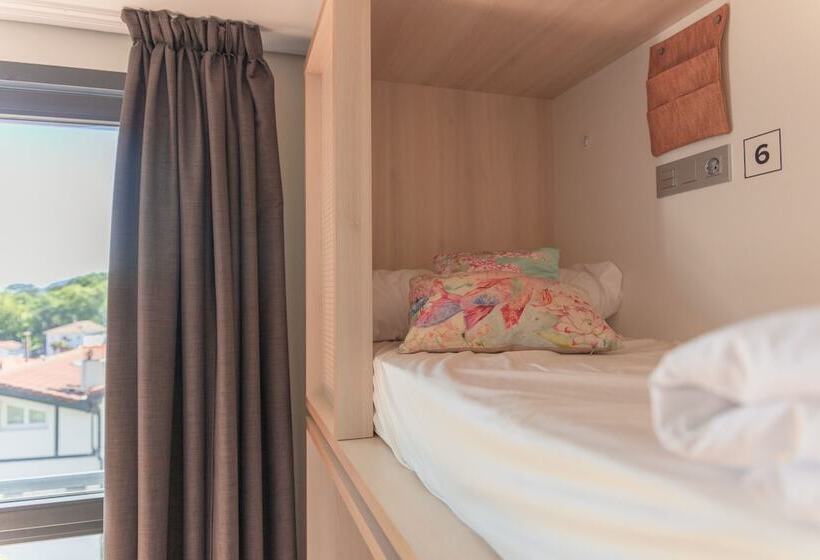 Deluxe-perhehuone, Koisi Hostel