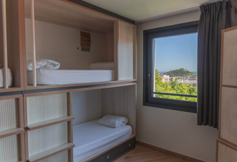 Bed in Shared Room with Shared Bathroom, Koisi Hostel