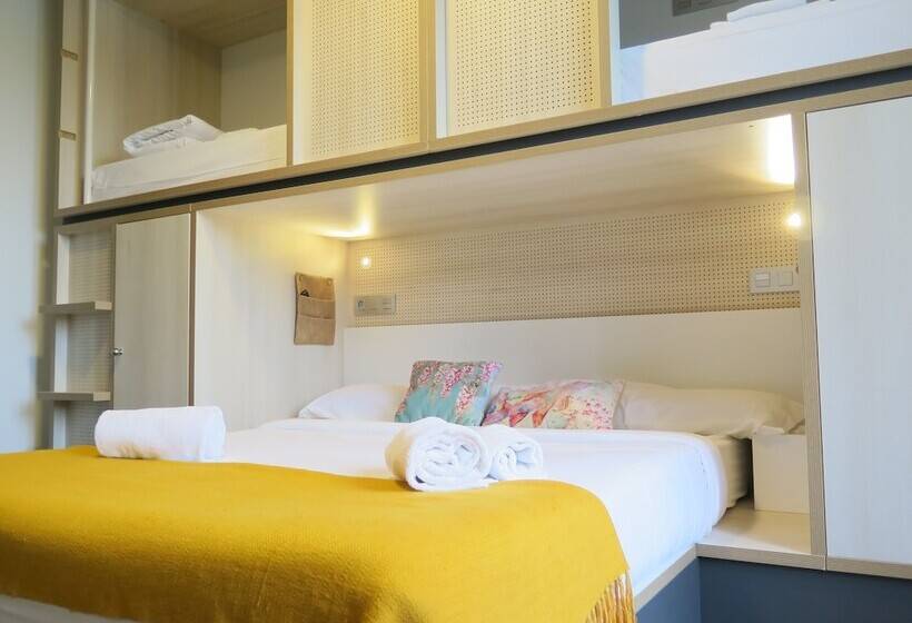 Deluxe-perhehuone, Koisi Hostel