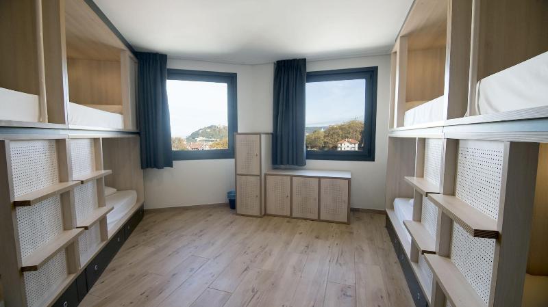 Perhehuone, Koisi Hostel