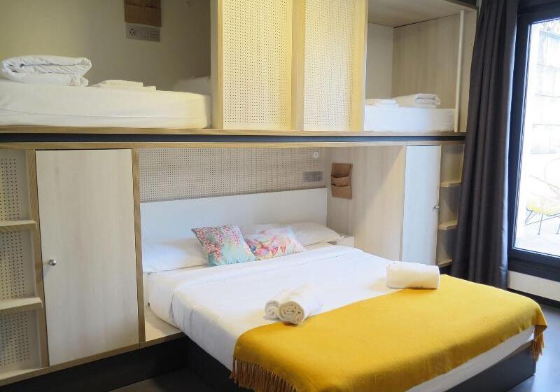 Deluxe-perhehuone, Koisi Hostel