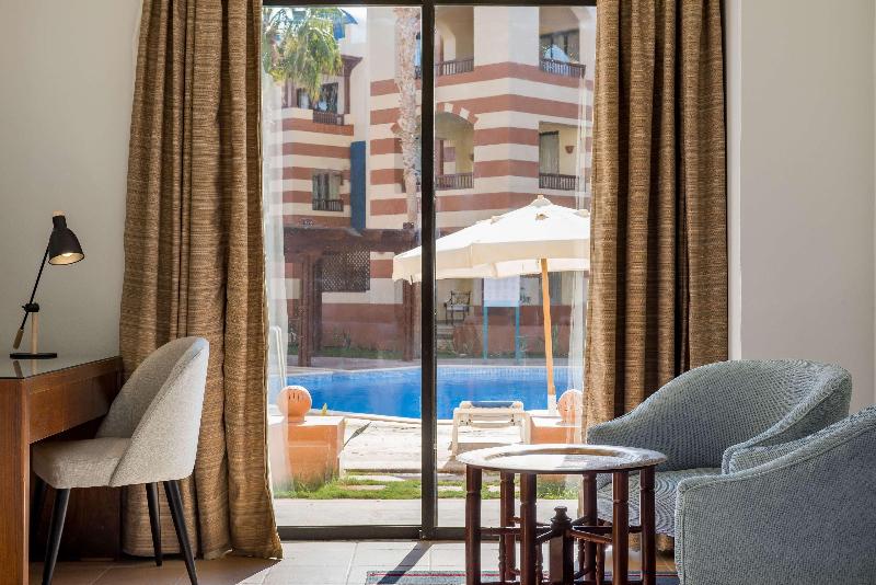 اتاق سوپریور با چشم‌انداز استخر, Marina Resort Port Ghalib, A Member Of Radisson Individuals