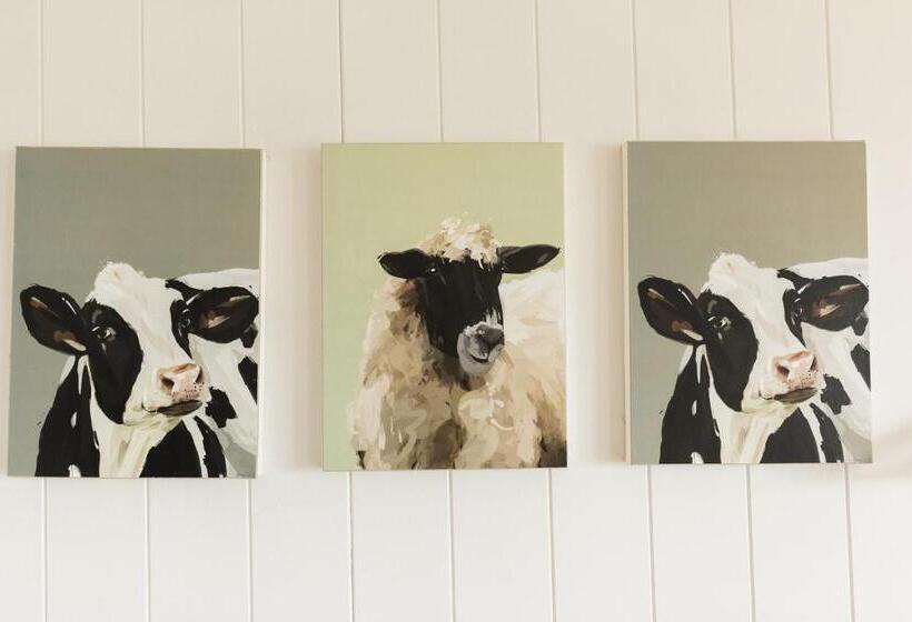 Chalet, Sea View Snugs At Laggan